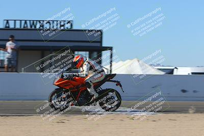 media/Nov-06-2023-Moto Forza (Mon) [[ce023d0744]]/4-Beginner Group/Session 4 (Finish Line Checker)/